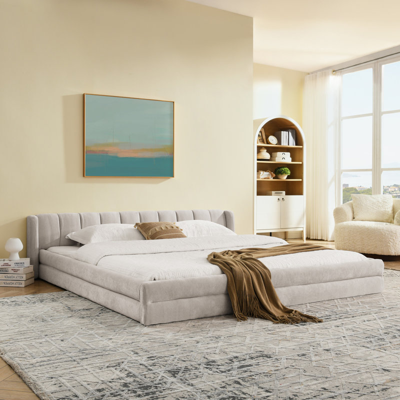 Très grande base de lit tapissier avec tissu épais, cadre de lit rembourré confortable, tissu chenille, avec tête de lit et cadre de lit uni - beige (88 po x 87 po x 23 po)