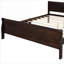 Lit plateforme double en bois massif de style classique avec tête de lit et lattes de bois, ton brun-129382351-129382350