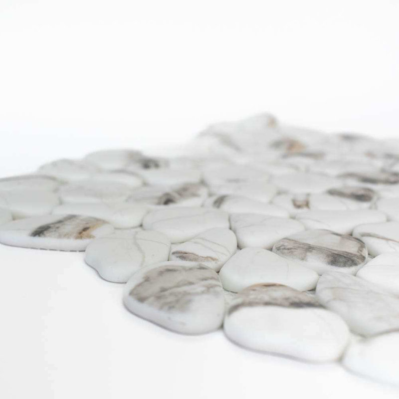 Huron Glass Pebbles Mosaic Tile, Calacatta