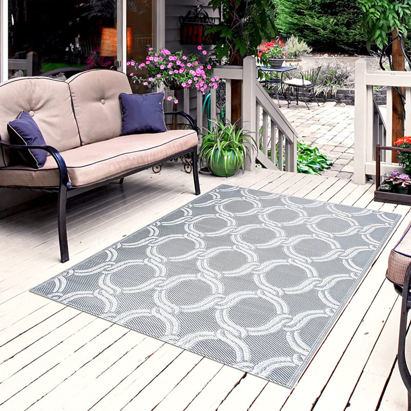 Sophie-Jade Oriental Indoor / Outdoor Rug, Rectangle 4' x 6'