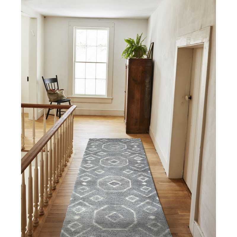 Rastro Hand Tufted Area Rug, Runner 2'6" x 8'