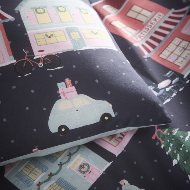 Fusion Christmas Houses Duvet Cover Set Navy, King Size Bed (230 x 220 cm)