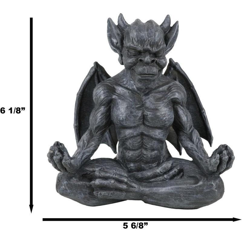 Figurine médiévale gothique à cornes et gargouille