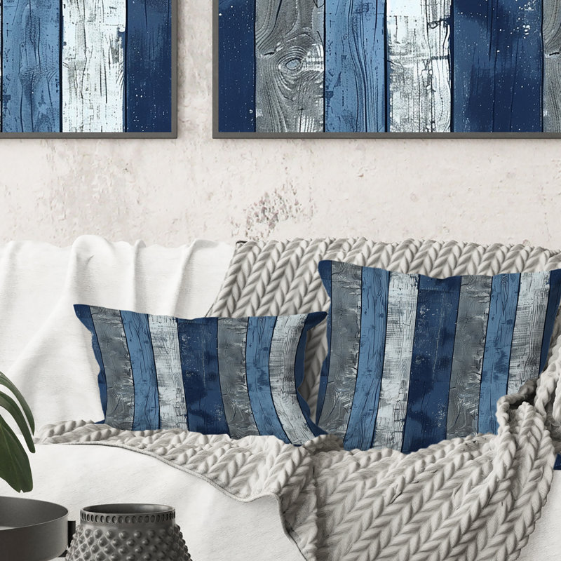 Planche de bois bleu marine et argentée I - Coussin Farmhouse, H 16 po x l 16 po, Carrée
