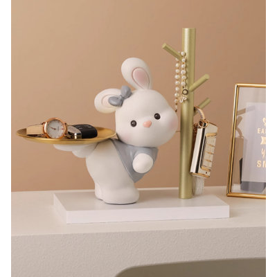 Jonti Figurines & Sculptures