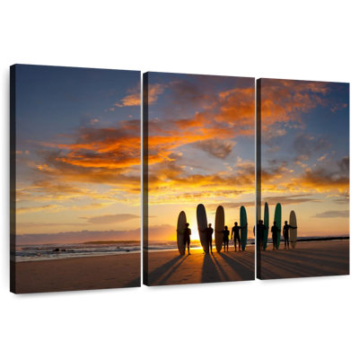 Gillard Malibu Sunrise Surfers