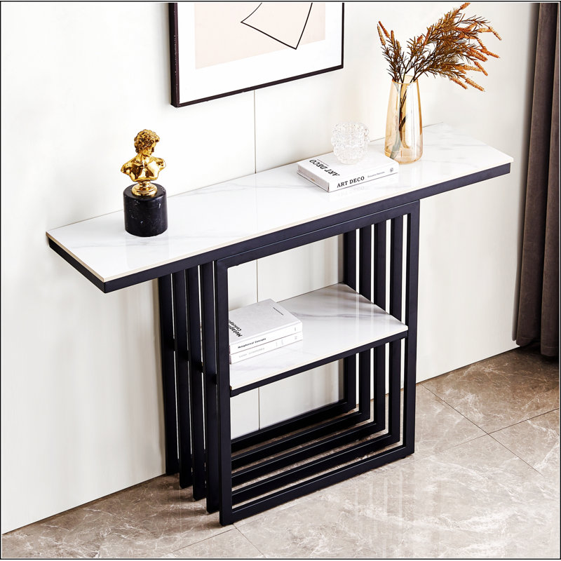 Console, structure en métal avec patins réglables pour l'entrée