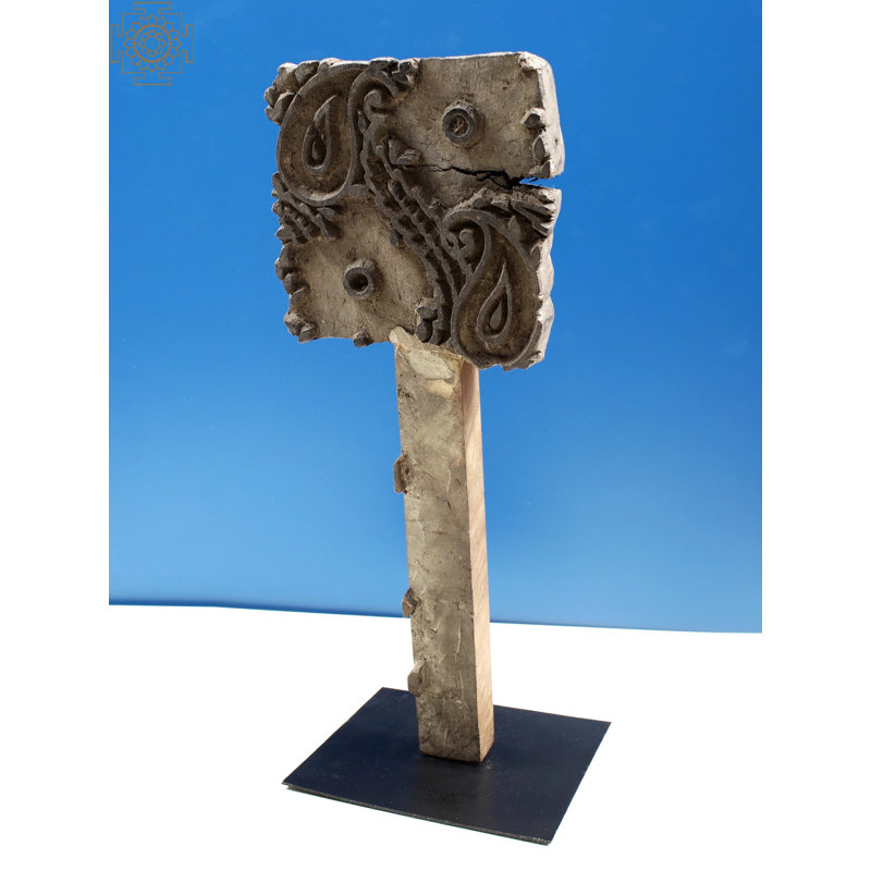 Figurines & Sculptures