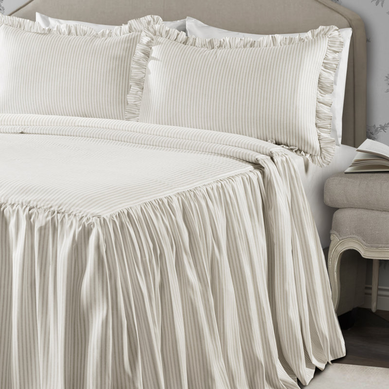 Reyna Microfiber Reversible 3 Piece Bedspread Set, King Bedspread + 2 King Shams, Wheat