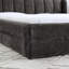 Luxueuse structure de lit tapissier en chenille avec une construction robuste et un design contemporain, idéale pour une chambre à coucher confortable et élégante.-1325577935