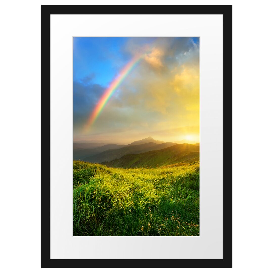 Gerahmtes Poster Berge mit Regenbogen am Himmel