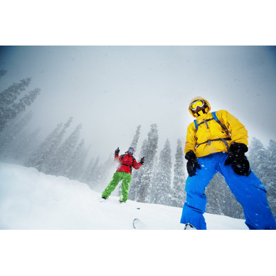 Snowboarding by Julpo