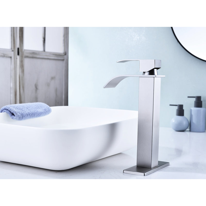 Robinet de lavabo de salle de bain avec bec cascade, conception à poignée unique, bonde escamotable sans trop-plein, acier inoxydable, finition anticorrosion, débit doux, installation facile pour les éviers sans trop-plein