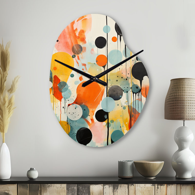 Abstraction atomique colorée du milieu du siècle I - horloges murales asymétriques modernes en métal de style Mid-Century, impression d'horloge murale de forme unique moderne