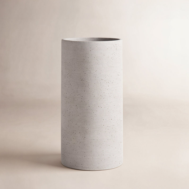 COLUNA Concrete Table Vase, 9.45" H x 4.72" W x 4.72" D, Hellgrau