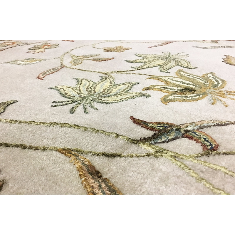 Hand-Knotted High-Quality Ivory Area Rug