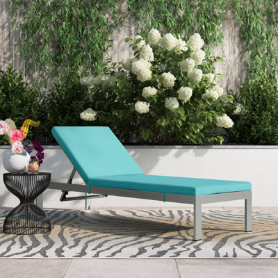 Chaise de patio d'extérieur en aluminium avec coussins Shore