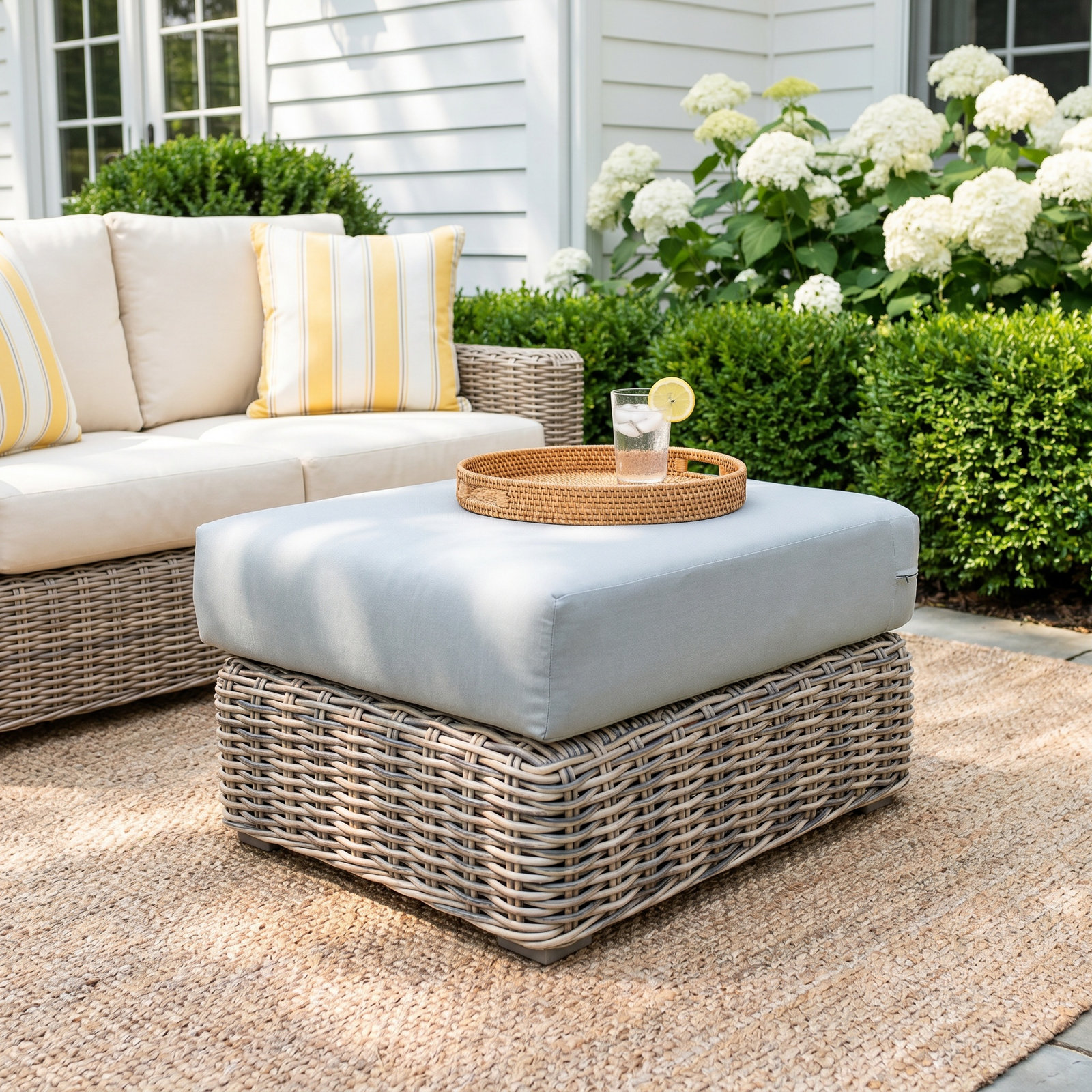 Sommer Outdoor Ottoman with Cushion