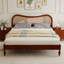 Cadre de lit plateforme de style Mid-Century moderne avec tête de lit courbée en rotin, lit de style scandinave Boho, lit pour la chambre à coucher, aucun sommier nécessaire, noyer-133397102-133397100