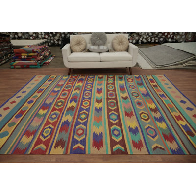 Tapis multicolore à rayures multicolores 8 x 10 de style tribal unique