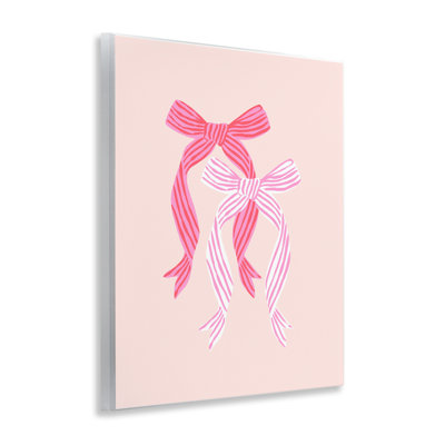 Plaque murale rayée sur fond rose, design par Krissy Mast