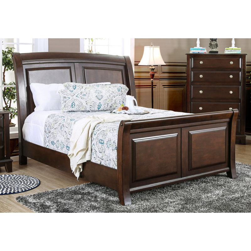 Avgolida Solid Wood Piece Bedroom Set