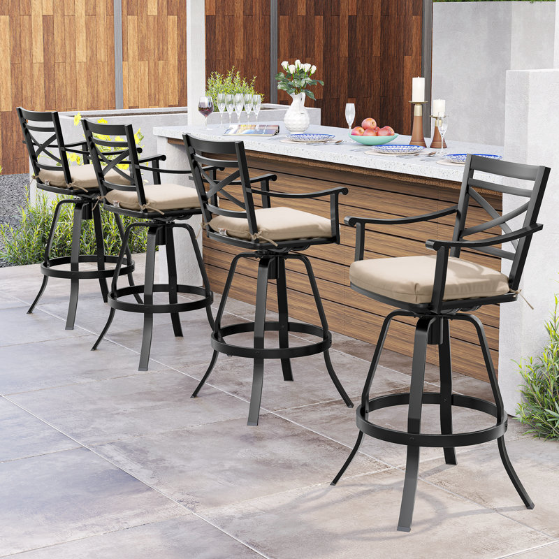 Tabouret de bar pivotant en aluminium 30 po avec coussin Sunbrella Cattie, Beige
