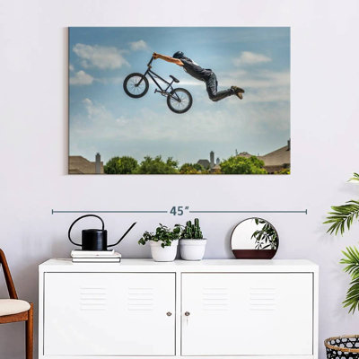 Sireci Extreme Bicycle Stunt