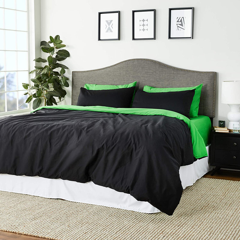 Modern & Contemporary Cotton Comforter, California King, Green/Lime/Black