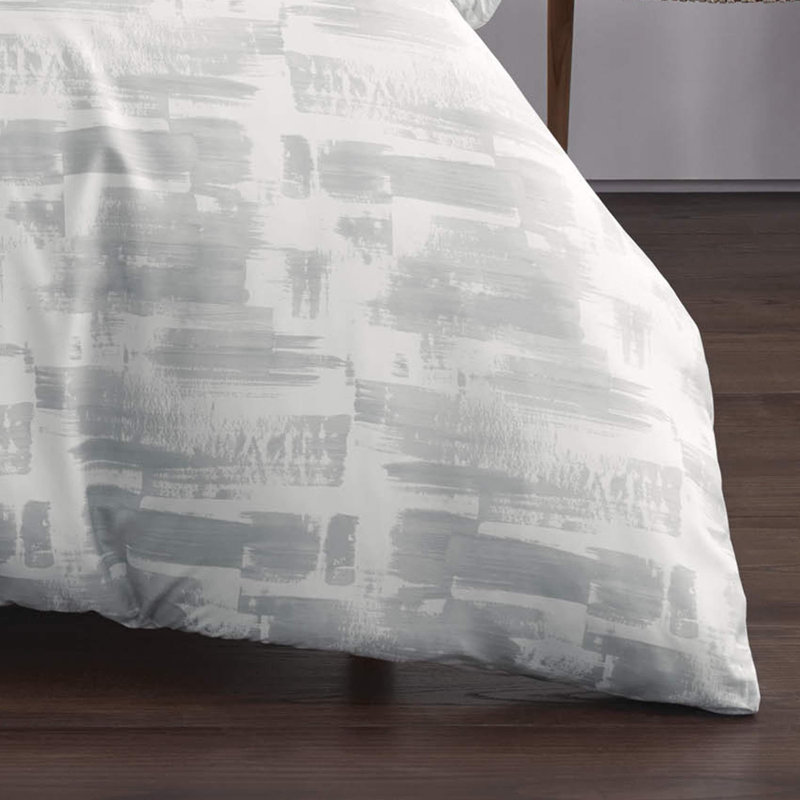 Aria Full/Queen Gray and White Geometric Microfiber Comforter Set