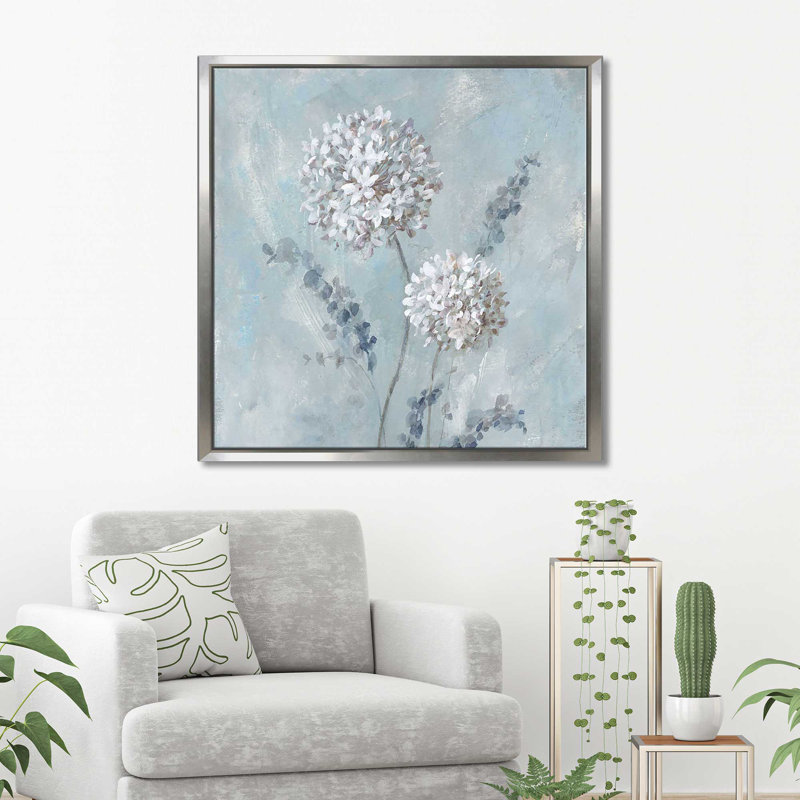 «Airy Blooms II (Square)» par Danhui Nai, reproduction, Cadre flottant argent, H 31 po x l 31 po x P 2 po