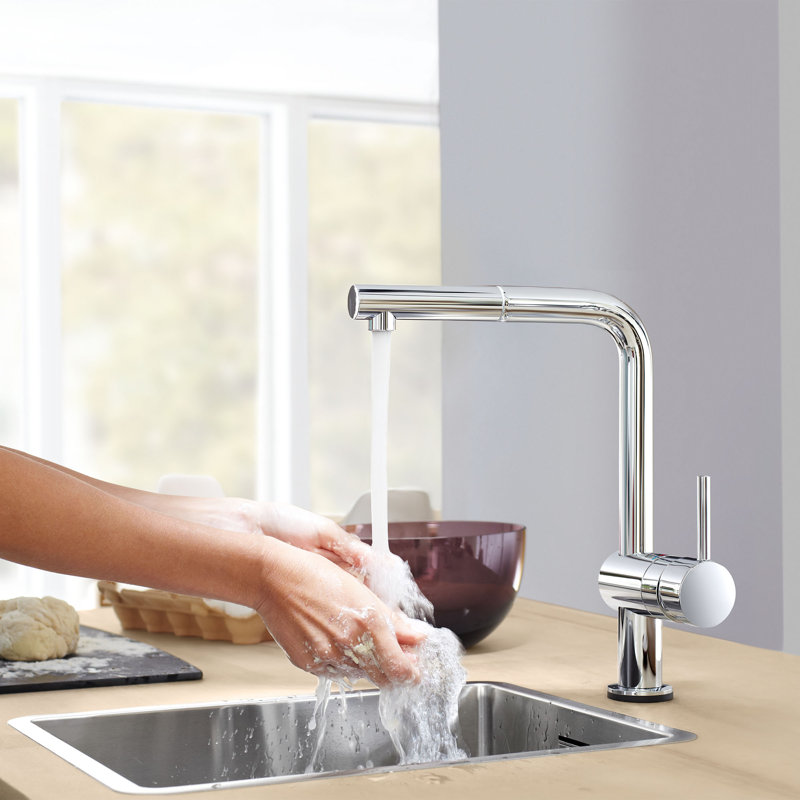 Minta® Pull Out Single Handle Kitchen Faucet with Accessories, StarLight Chrome