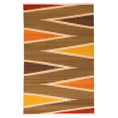 Kilim vert olive Embrey 6 pi 6 po x 9 pi 11 po