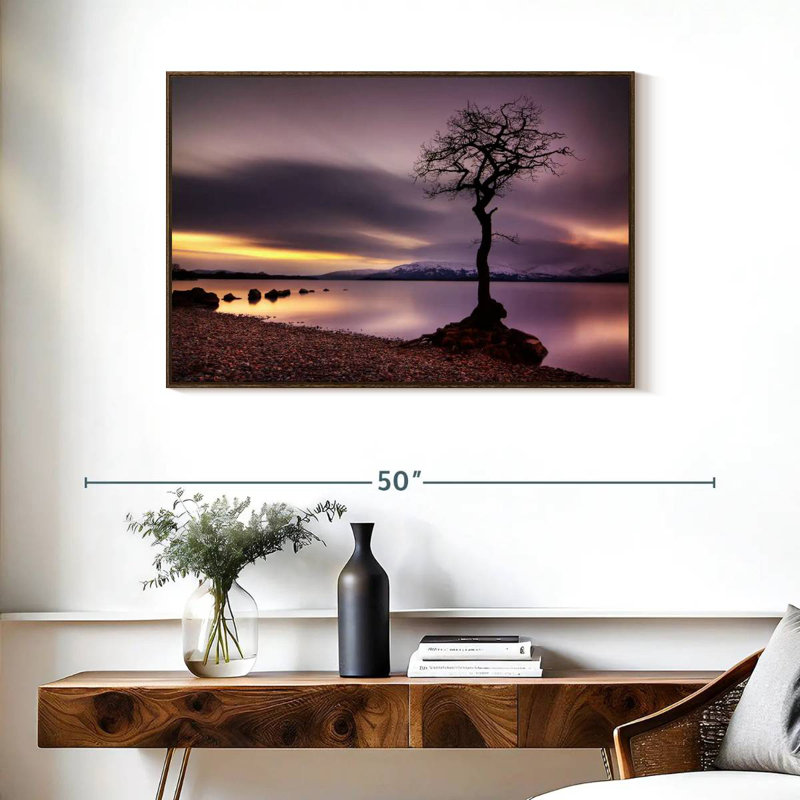 Arbre Loch Lomond, 37 po x 25 po, Cadre flottant en noyer
