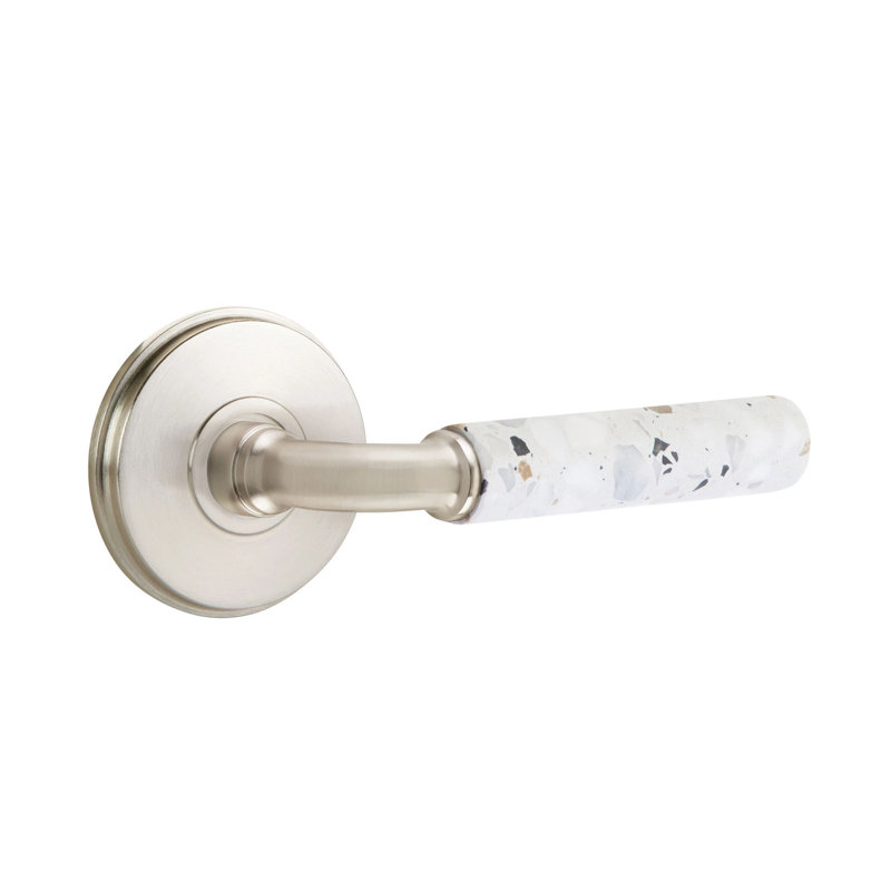 Mortaise intérieure Emtek Select Passage avec rosette Watford et tige R-Bar, levier Terrazzo clair, Gauche, Nickel satiné
