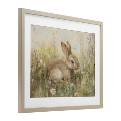 «Brown Bunny in Flower Meadow», reproduction d'art sous verre encadrée par Petal Prints Design