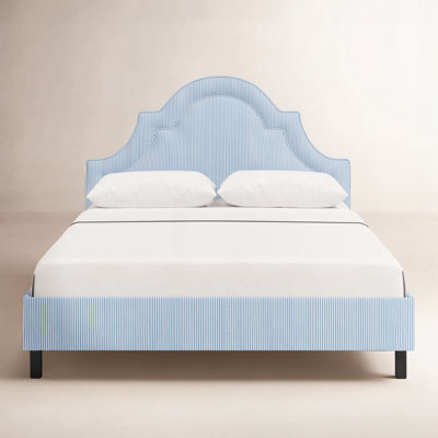 Knipe Upholstered Scalloped Bed