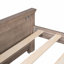 Lit plateforme moderne en bois avec tête de lit à panneau-242074182-250107305