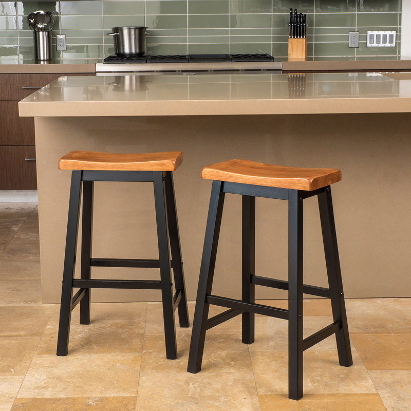 TABOURET SADDLE EN BOIS 29 po