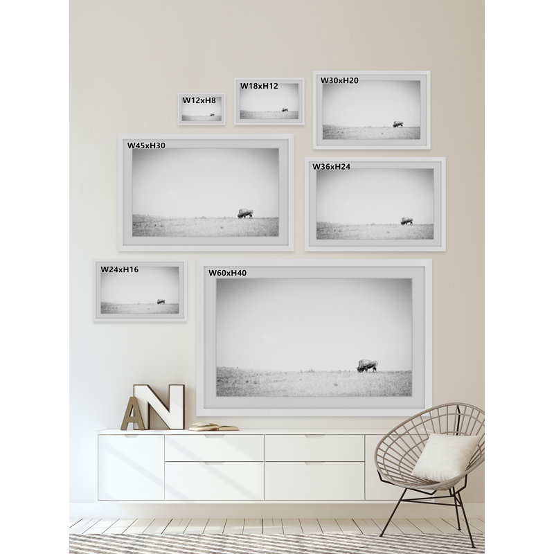 «Distant Grazing» par Marmont Hill - reproduction de cadre photo, H 30 po x l 45 po x P 1,5 po