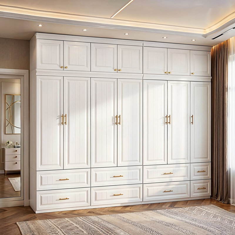 Amaurys Armoire