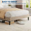 Lit plateforme tapissier pleine grandeur avec tête de lit réglable, structure en tissu de lin et support à lattes de bois, conception silencieuse pour les chambres modernes-739561661-739561663