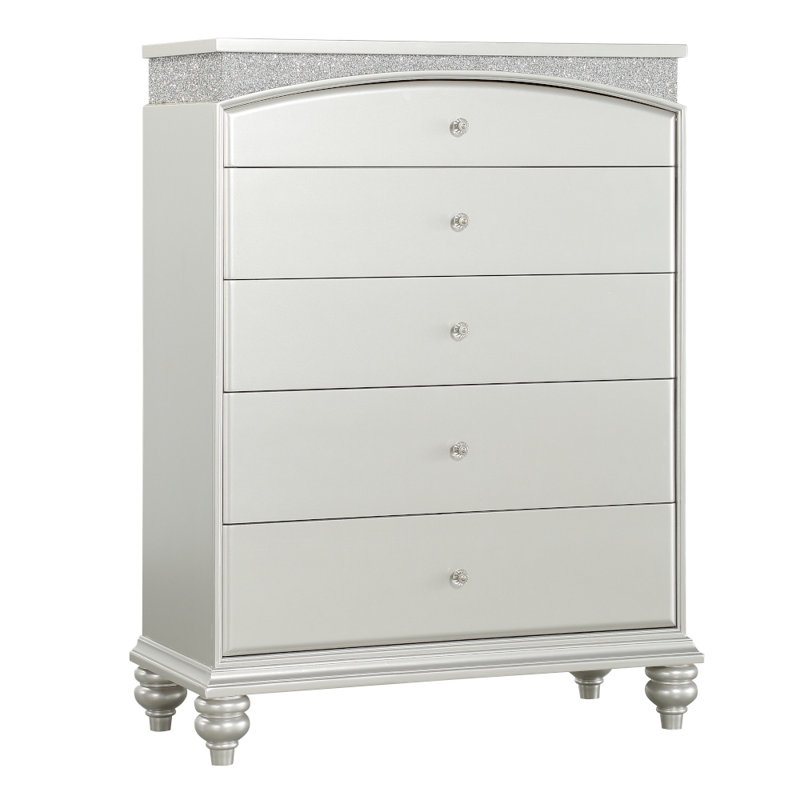 Commode à cinq tiroirs