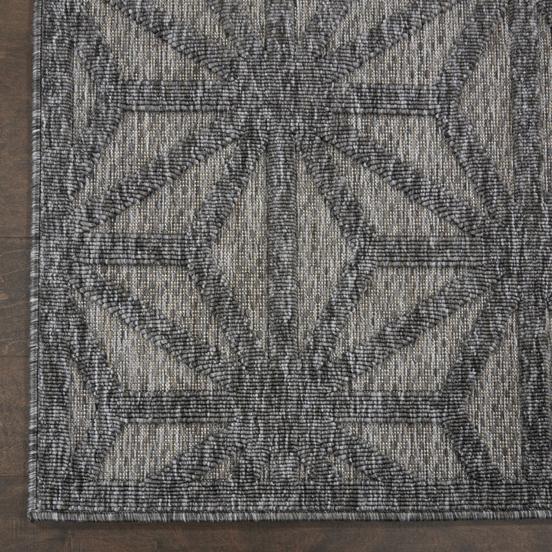 Tapis intérieur / extérieur gris Allesandra, Rectangle 7 pi 10 po x 9 pi 10 po