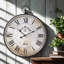 Très grande horloge murale 31 po