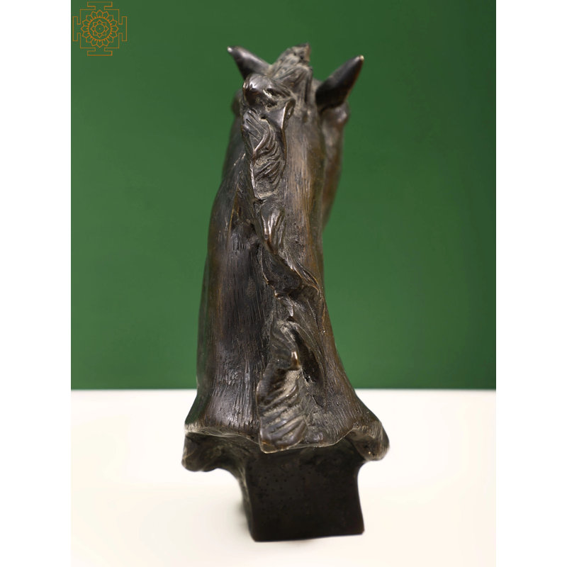 Darreion Animals Bust