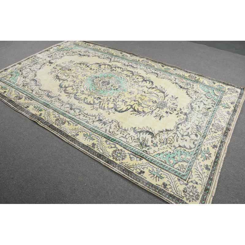 Authentique tapis turc rétro à motif complexe pour une décoration élégante et classique