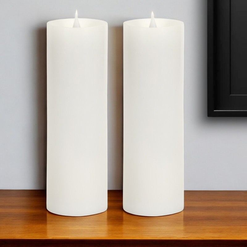 Ensemble de deux chandelles blanches sans flamme
