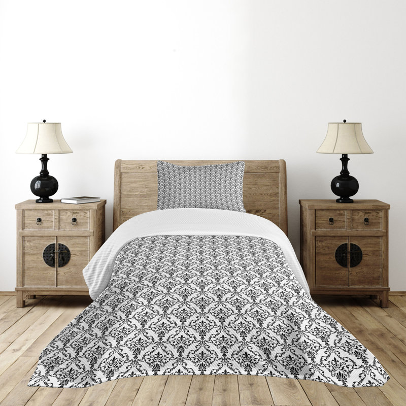 Twin White Polyester Kids Unisex Bedspread Set