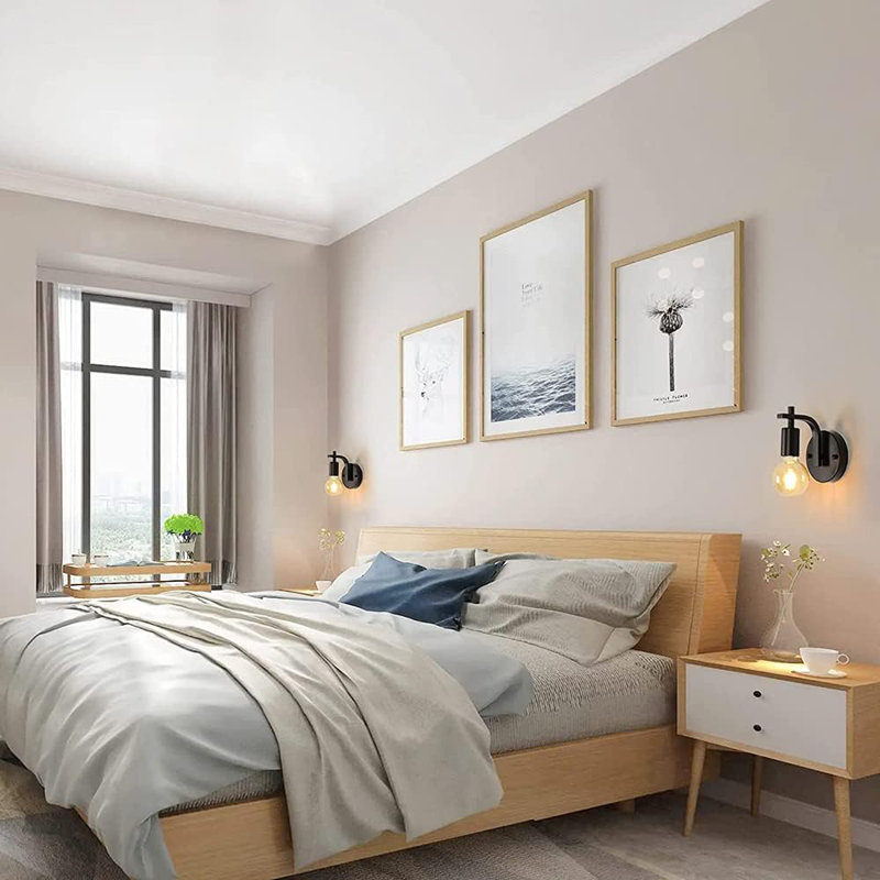 Ainara Armed Sconce